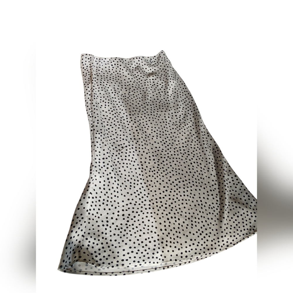 Elegant Black and White Polka Dot Skirt